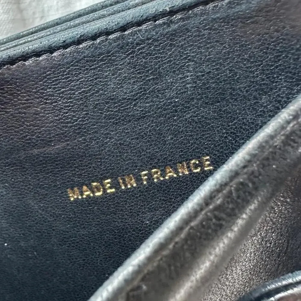 CHANEL black wallet